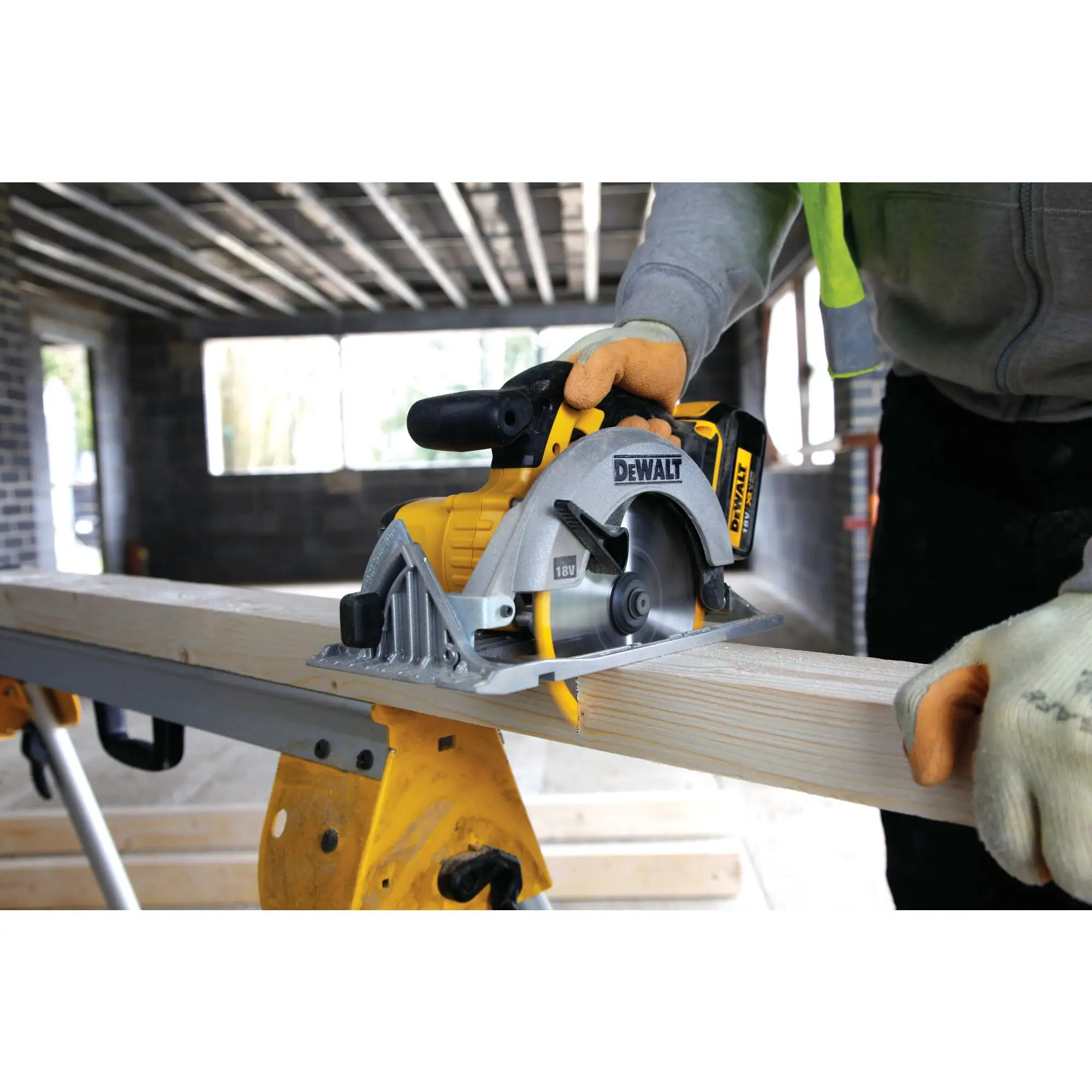 Circular saw, 18V, 5150 rpm, with battery • DeWalt